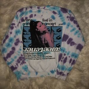Ariana Grande Sweetener World Tour Crewneck